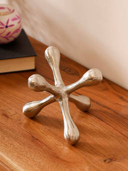 CASA DECOR - Silver Aluminium Jack Sculpture Showpiece for Tabletop and Shelf