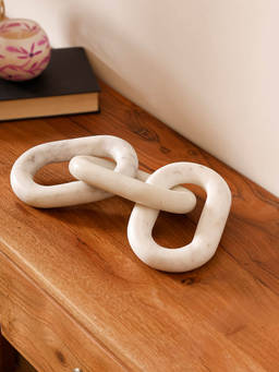 CASA DECOR - White Marble Chain Link Sculpture Showpiece for Tabletop
