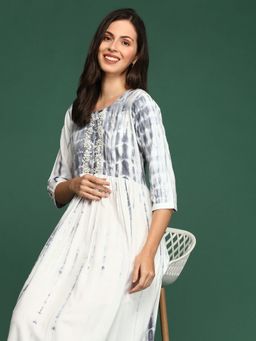 SHOWOFFFF - Women's White Anarkali Kurta