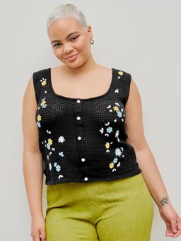 Cider - Floral Emboridery Button Knitted Cami Crop Top Curve & Plus