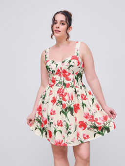 Cider - Woven Sweetheart Floral Shirred Corset Ruffle Mini Dress Curve & Plus