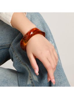 Salty - Ambar Tarang Kada