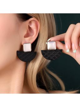 Salty - Lush Luxury Black Drop Earrings