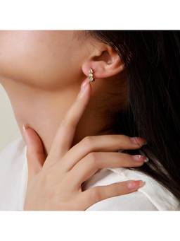 Salty - Touch Of Love Stud Earrings