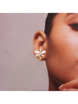 Salty - Petal Glow Stud Earrings