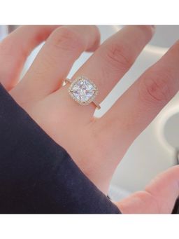 Salty - Gold Shimmering Cushion-Cut Ring