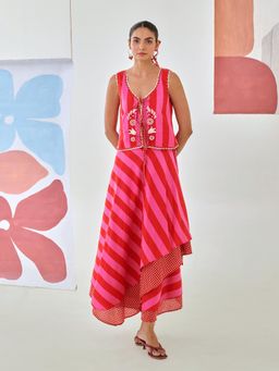 MoonTara - Pink Layered Skirt With Top (Set of 2)