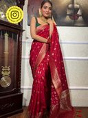 Red color option, Sold out, Currently selected