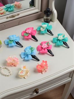 Ribbon Candy - Blue, Pink, Sea Green Pack of 9 Rose Flower Detailed Tic-Tac Pins & Flower Clutchers