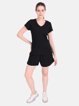 Wear Jukebox - Drift V-Neck T-Shirt and Shorts Women Black