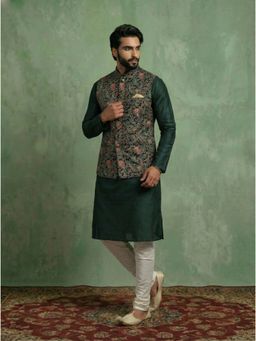 KISAH - Green Pure Cotton Printed Kurta with Jacket and Churidar