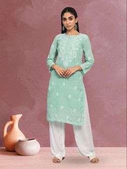 PARAMOUNT CHIKAN - Embroidered Chikankari Cotton Kurta