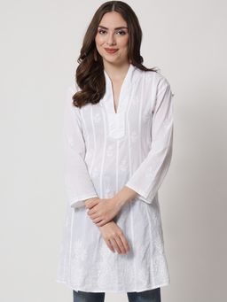 PARAMOUNT CHIKAN - Women White Hand Embroidered Chikankari Cotton Tunic