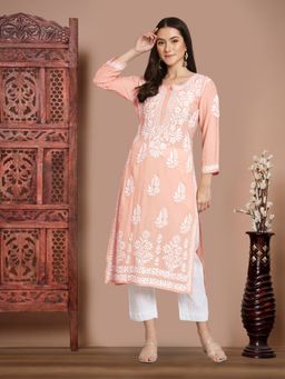 PARAMOUNT CHIKAN - Peach Ethnic Motifs Embroidered Lucknowi Chikankari Kurta
