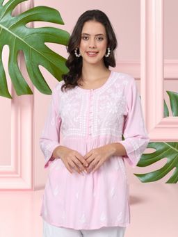 PARAMOUNT CHIKAN - Pink Ethnic Motifs Embroidered Lucknowi Chikankari Kurti