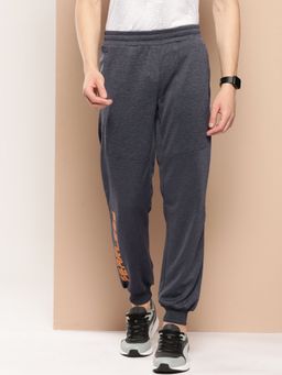 Alcis - Men Typography Printed Slim Fit Joggers