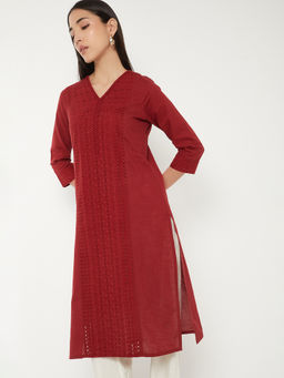 max - Maroon Cotton Blend Embroidered Kurta