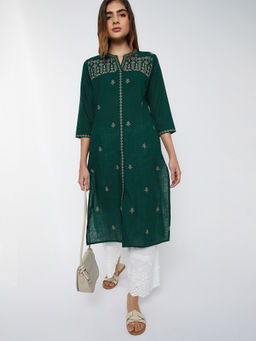 max - Green Cotton Blend Embroidered Kurta