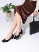 Black color option, Sold out, Currently selected