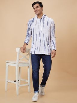 Globus - Men White Tie & Dye Regular Fit Casual Shirt