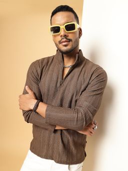 RIGO - Men Brown Textured Cable Knit T-Shirt