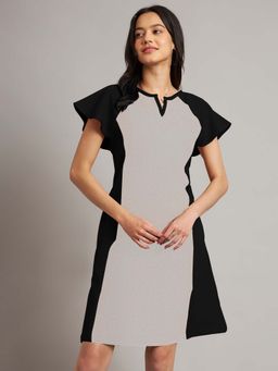 BRINNS - Cream Colorblock Regular Knee Length Dress