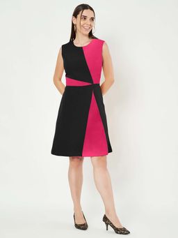 BRINNS - Pink Colorblock Regular Knee Length Dress