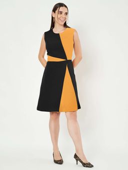 BRINNS - Yellow Colorblock Regular Knee Length Dress