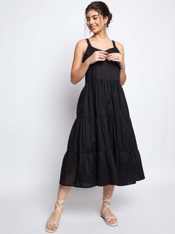 BRINNS - Black Solid Flared Midi Dress