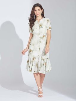 Latin Quarters - Green Floral Regular Midi Dress