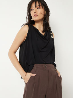 max - Black Solid Cotton Blend Regular Fit Top