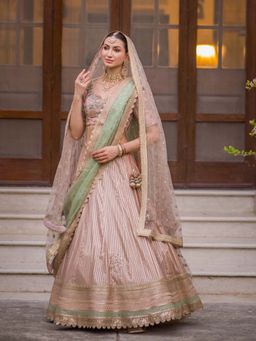 AVNNI KAPUR - Banarsi Gota Patti Lehenga with Choli and Sequience Work Dupatta (Set of 4)