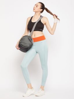 Clovia - Snug Fit Active Ankle-Length Tights Green