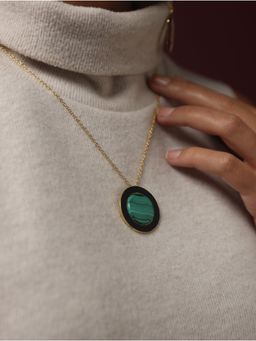 VARNIKA ARORA - Green Alyssa Necklace