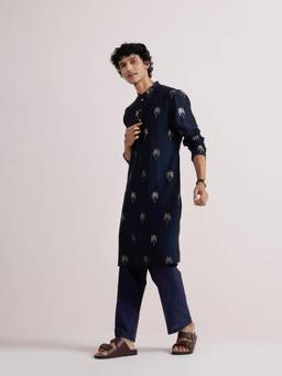 KISAH - Men Navy Embroidered Festive Ethnic Wear Kurta
