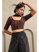 Black color option, Sold out, Currently selected