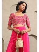 Pink color option, Sold out, Currently selected
