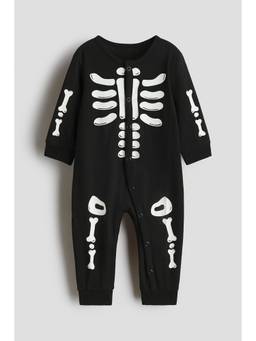 H&M - Unisex Black Patterned Sleepsuit