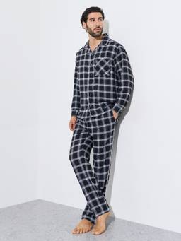 Styli - Men Black Checked Piped Long Sleeves Shirt and Pyjamas Night Suit