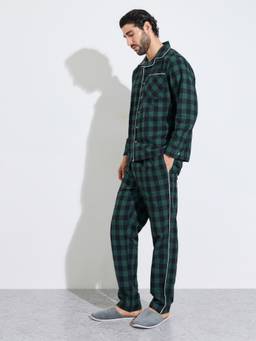 Styli - Men Green Checked Piped Long Sleeves Shirt and Pyjamas Night Suit