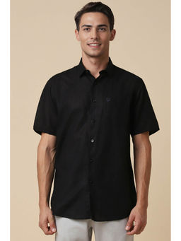 Allen Solly - Men Black Slim Fit Solid Half Sleeves Casual Shirt