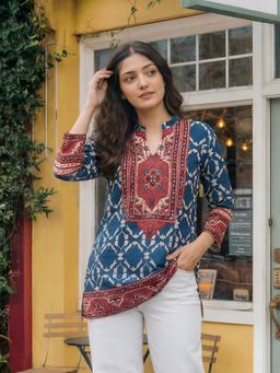 KAFTANIZE - Women Blue Cotton Embroidered Short Kurti