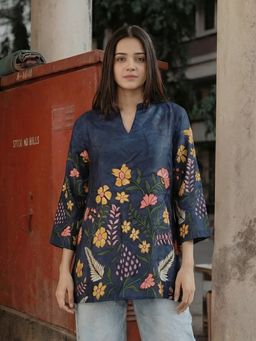 KAFTANIZE - Women Navy Blue Cotton Floral Short Kurti