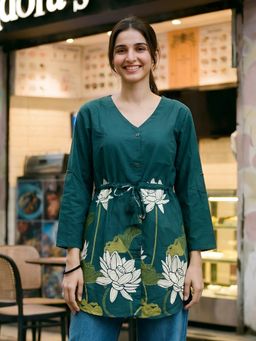 KAFTANIZE - Women Green Cotton Floral Short Kurti