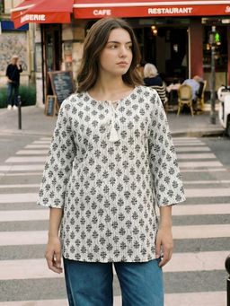 KAFTANIZE - Women White Cotton Floral Short Kurti