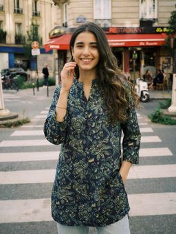 KAFTANIZE - Women Blue Cotton Floral Short Kurti