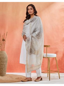 Fabindia - Women Grey Cotton Embroidered Dupatta