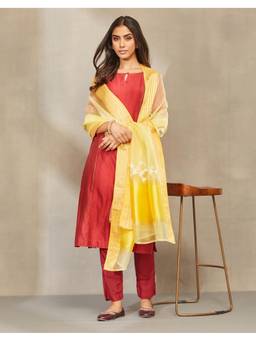 Fabindia - Women Yellow Silk Blend Embroidered Dupatta