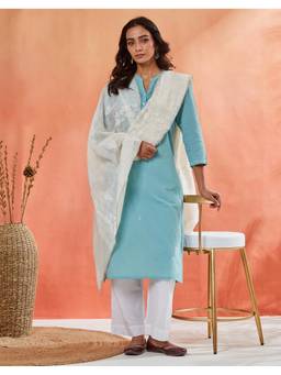 Fabindia - Women Off White Cotton Embroidered Dupatta