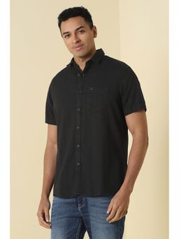 Allen Solly - Men Black Custom Fit Textured Half Sleeves Casual Shirt
